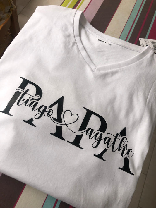 Tee-shirt personnalisé "Papa et prénom des enfants"